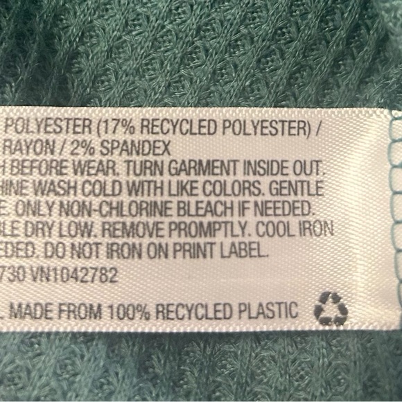 💫NWT Cat&Jack Girl’s Longsleeve Green Pull-over - Picture 7 of 8